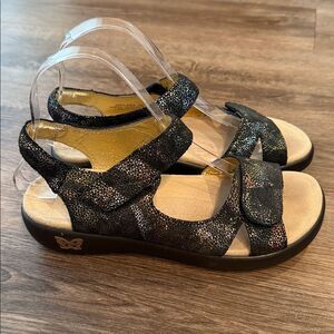 Alegria Joy Sandals, Women’s Size 38 8-8.5 in Oh Snap Glitter